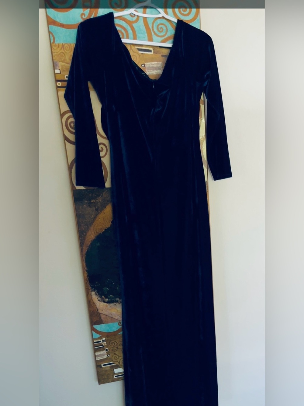 Laundry By Shelli Segal Off-Shoulder Dark Blue Velvety Maxi Dress. - Picture 2 of 4